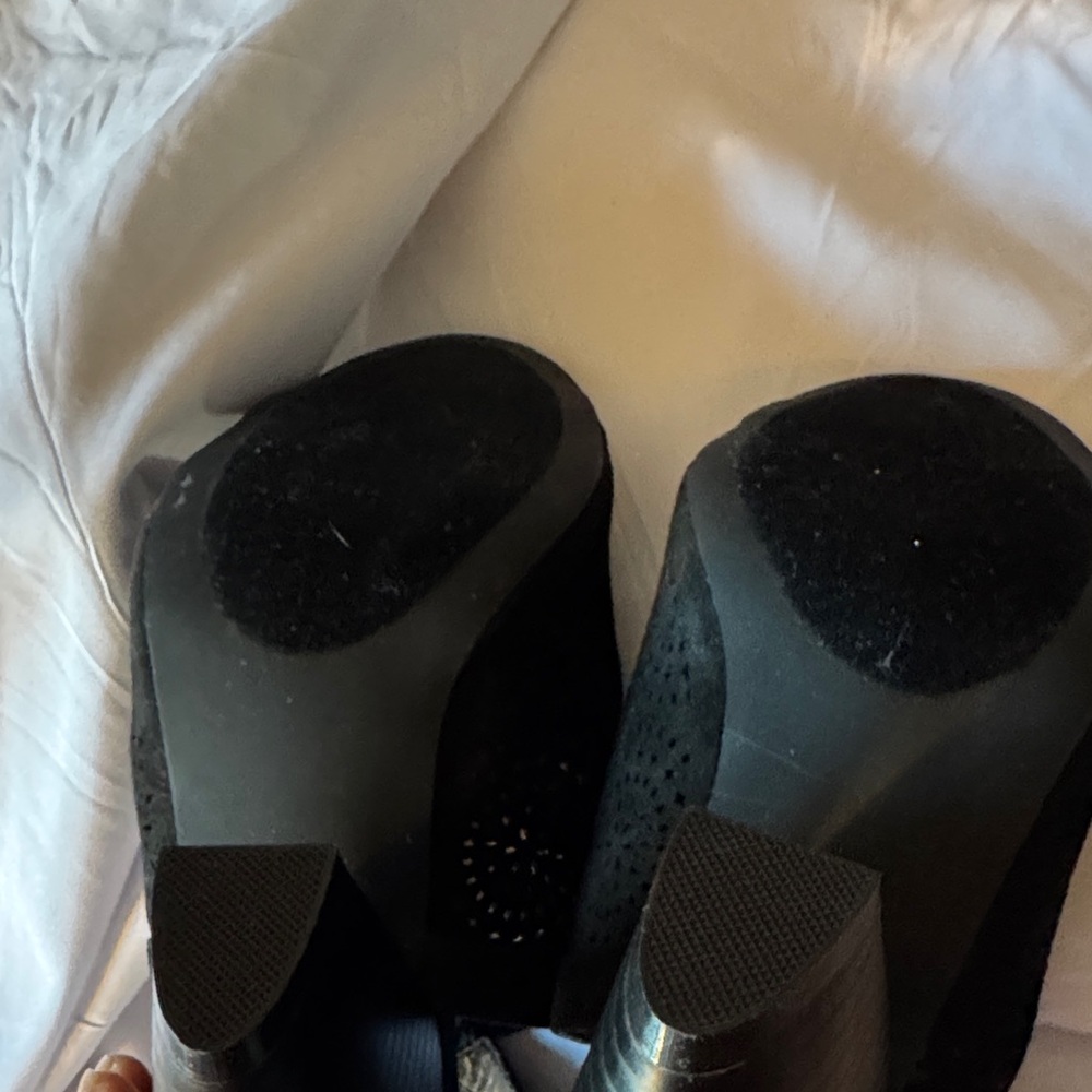 JustFab Black Perforated Heeled Sandals - Picture 7 of 10